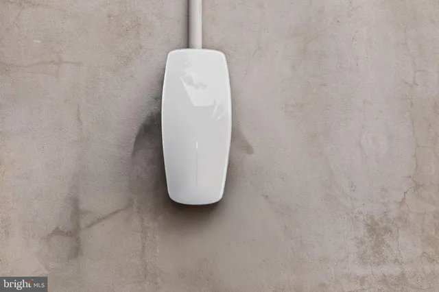 $1,795,000 | 910 8th Street Northeast, Washington, DC 20002