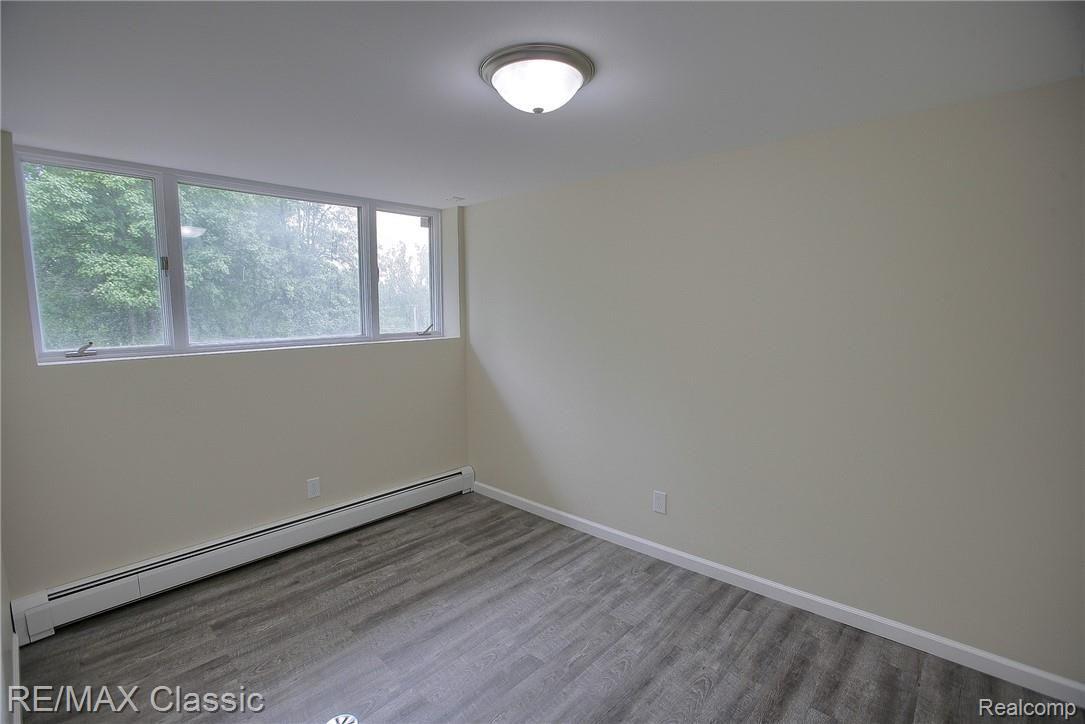 8661 Antcliff Road Howell, MI 48855 - Photo 22 of 38 5th_Bedroom_Finished_Lower_Level.jpg