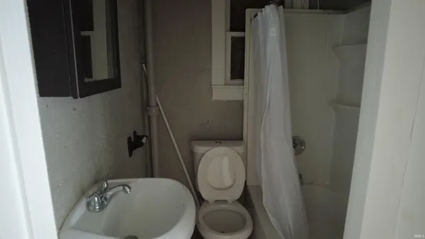 $179,900 | 317 North Market Street, Delphi, IN 46923