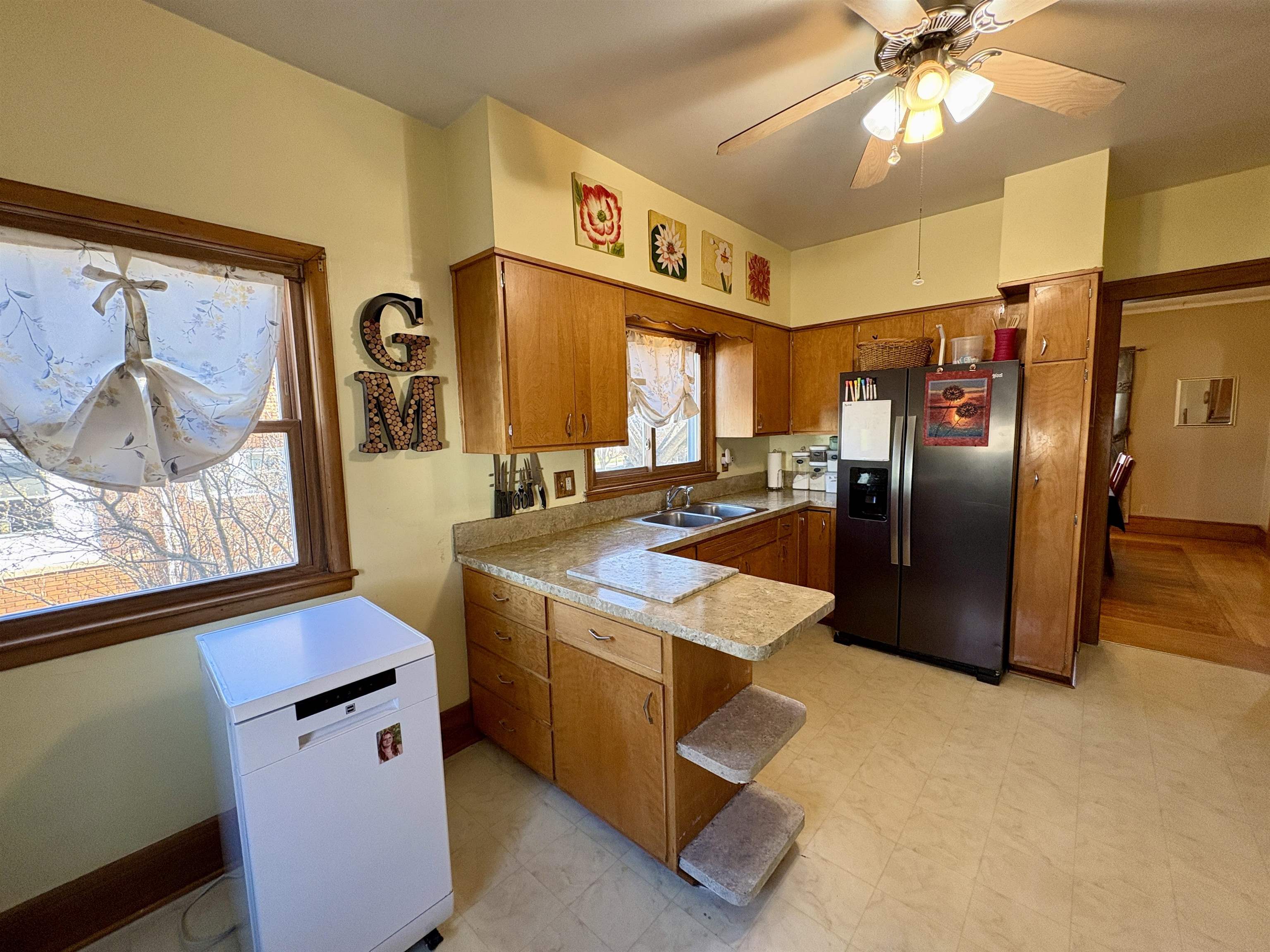 713 19th Avenue Monroe, WI 53566 - Photo 5 of 55