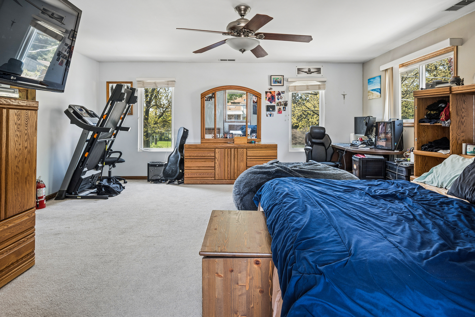 8330 Gross Point Road Morton Grove, IL 60053 - Photo 12 of 22