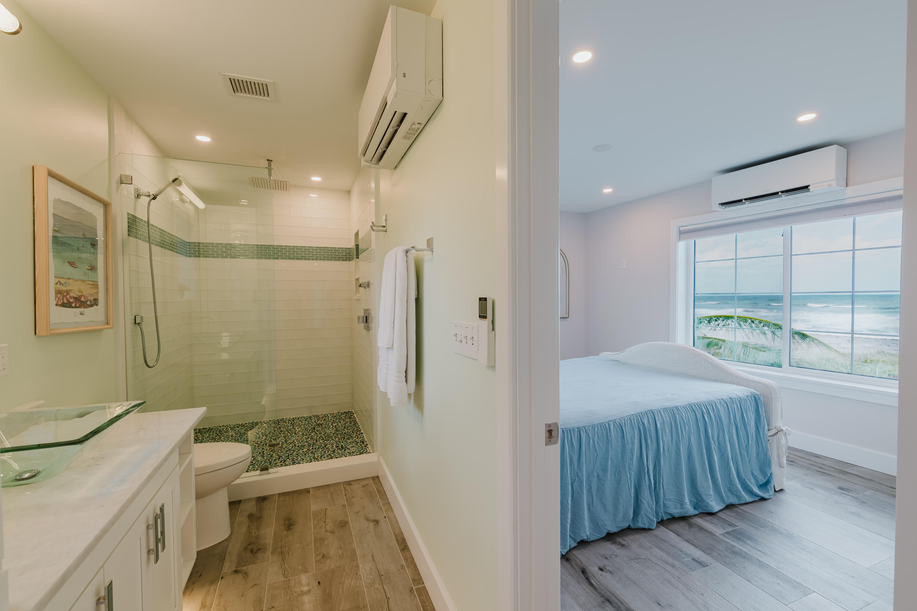113 North Beach Road Jupiter Island, FL 33455 - Photo 33 of 65 26 Upstairs bed and Bath