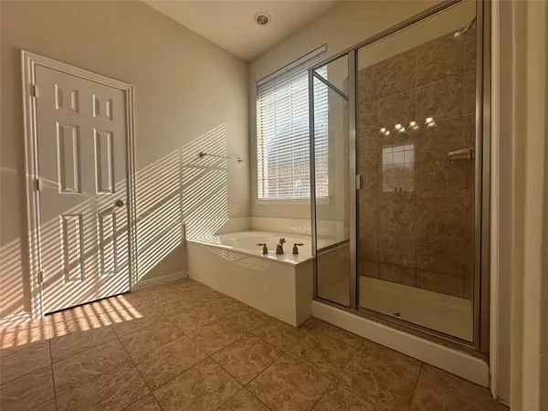 $2,595 | 2692 Deer Hollow Drive, Little Elm, TX 75068