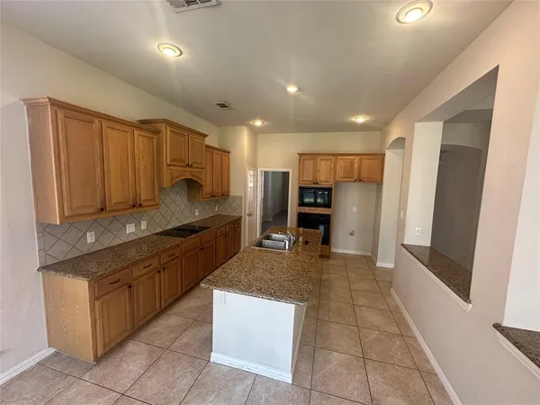 $2,595 | 2692 Deer Hollow Drive, Little Elm, TX 75068