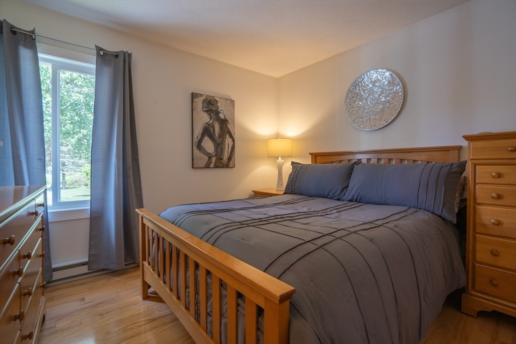 305 Scadding Street Taunton, MA 02780 - Photo 20 of 38
