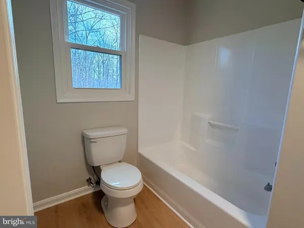 $2,650 | 203 Sea Cliff Drive, Ruther Glen, VA 22546