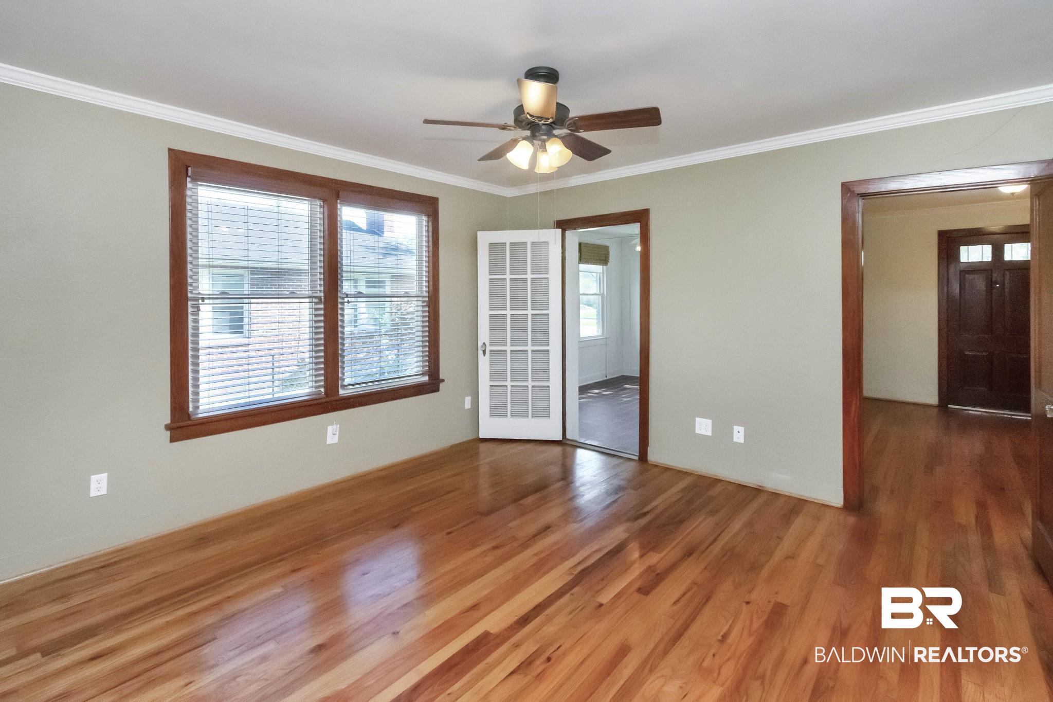 2608 Spring Hill Avenue Mobile, AL 36607 - Photo 27 of 36