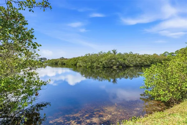 $215,000 | 455 Alt 19, Unit 163, Palm Harbor, FL 34683