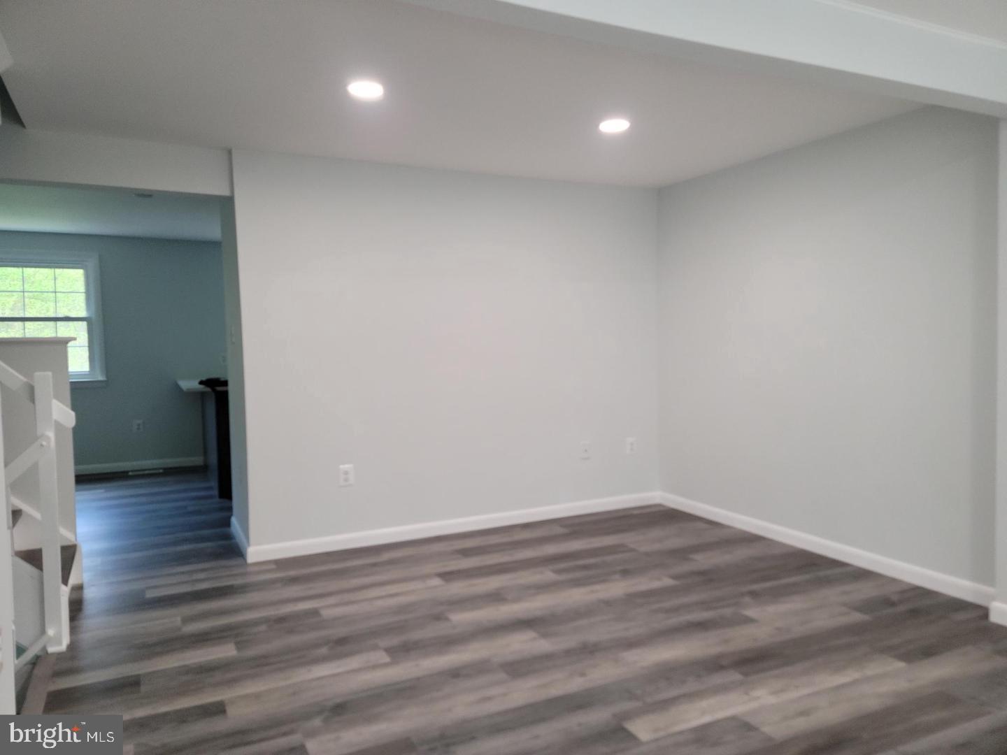 6220 Hillside Road Springfield, VA 22152 - Photo 4 of 23 Recessed lights