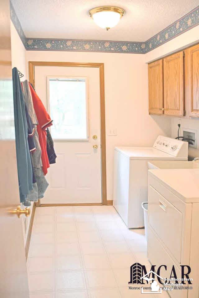 6780 Rutland Road Temperance, MI 48182 - Photo 10 of 29 1st Floor Laundry Room