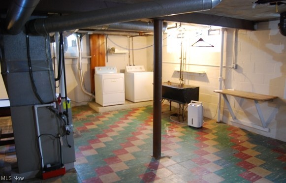 15713 Munn Road Cleveland, OH 44111 - Photo 24 of 35 Gallery Image 24