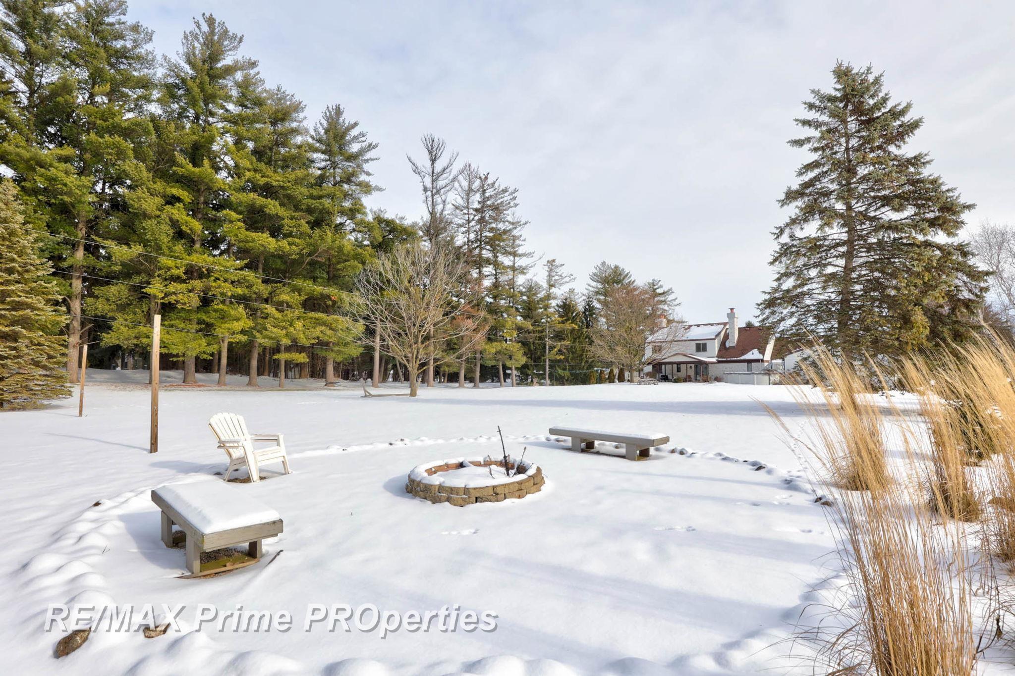 1800 South Beyer Road Saginaw, MI 48601 - Photo 65 of 82 50167703-4f801ee3-675d-430f-996f-019418b90a11.JPG