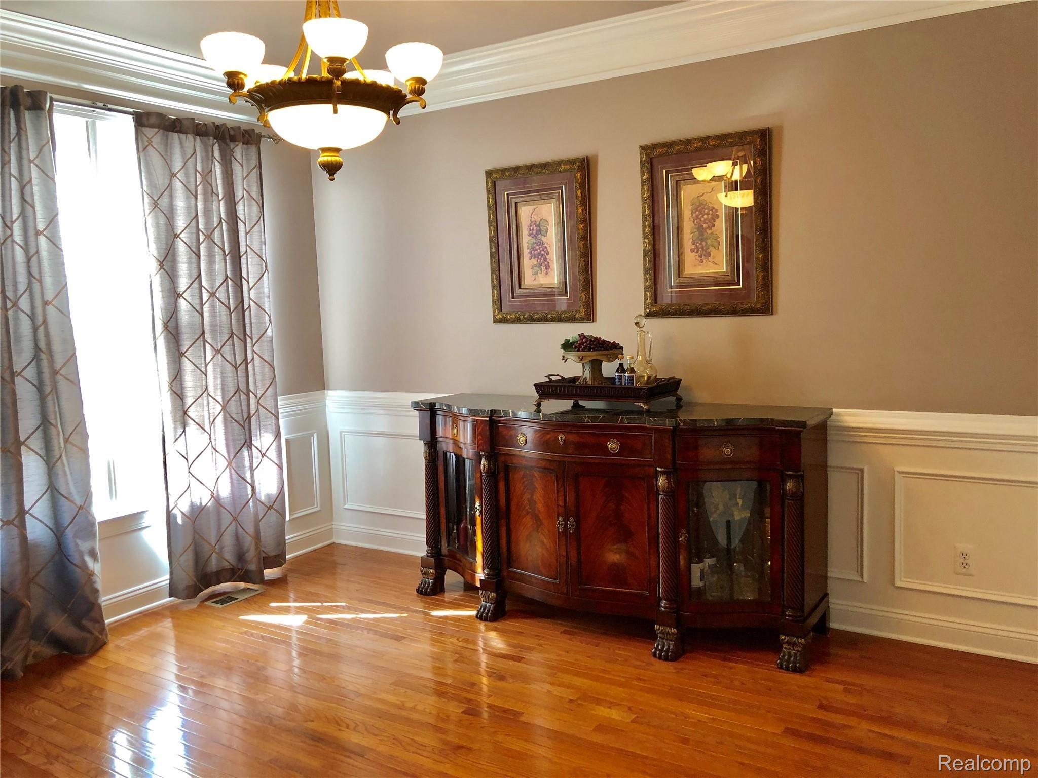 24872 Reeds Pointe Drive Novi, MI 48374 - Photo 11 of 36 IMG_3103.jpeg