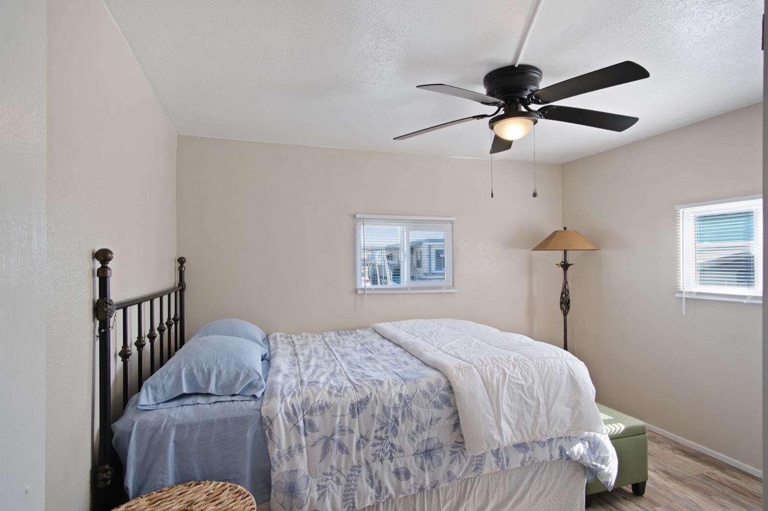 5514 Keith Court, Unit 18 Turlock, CA 95382 - Photo 17 of 20