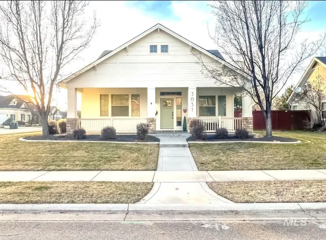 $549,900 | 3651 North Legacy Woods Avenue, Meridian, ID 83646