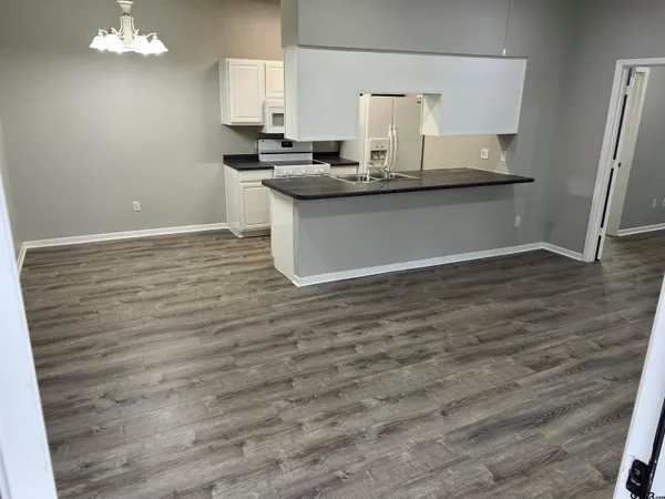 $1,395 | 19040 FM 2493, Flint, TX 75762