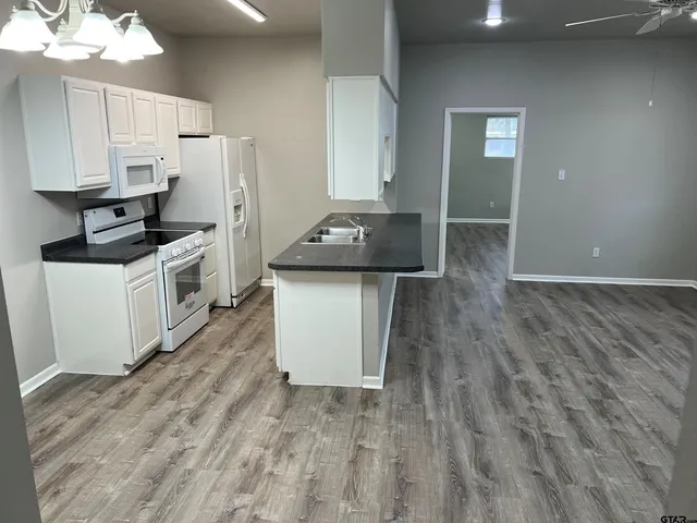 $1,495 | 19040 FM 2493, Flint, TX 75762