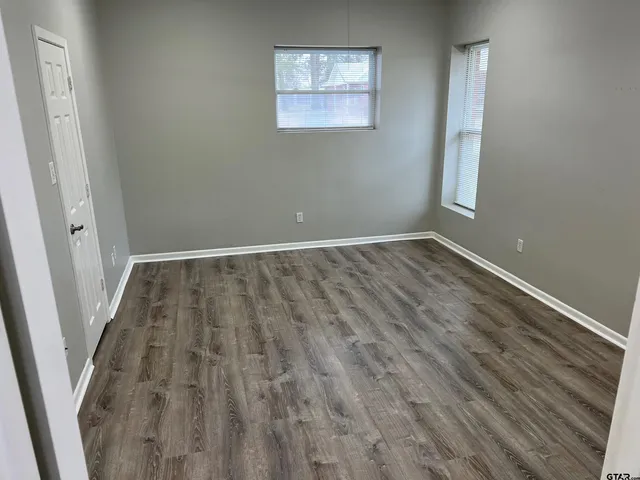 $1,495 | 19040 FM 2493, Flint, TX 75762