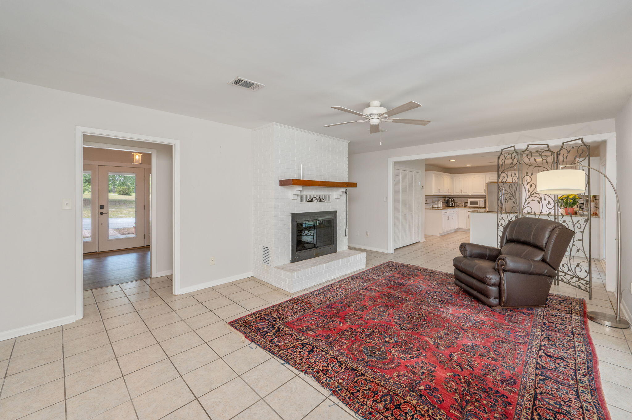 1336 Juniper Lake Road DeFuniak Springs, FL 32433 - Photo 13 of 59 16-web-or-mls-1336-juniper-lake-rd