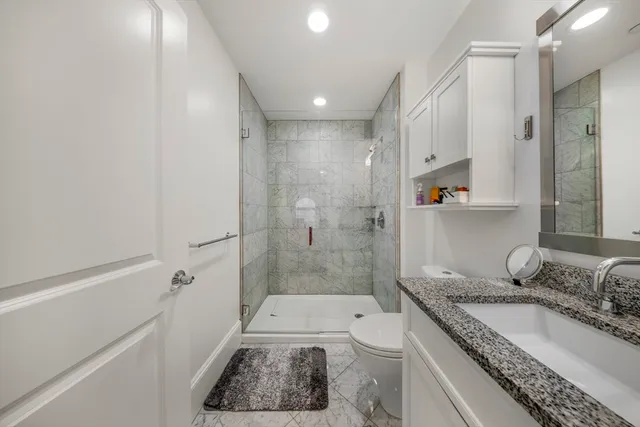 $4,850 | 616 East 4th Street, Unit 301, Boston, MA 02127