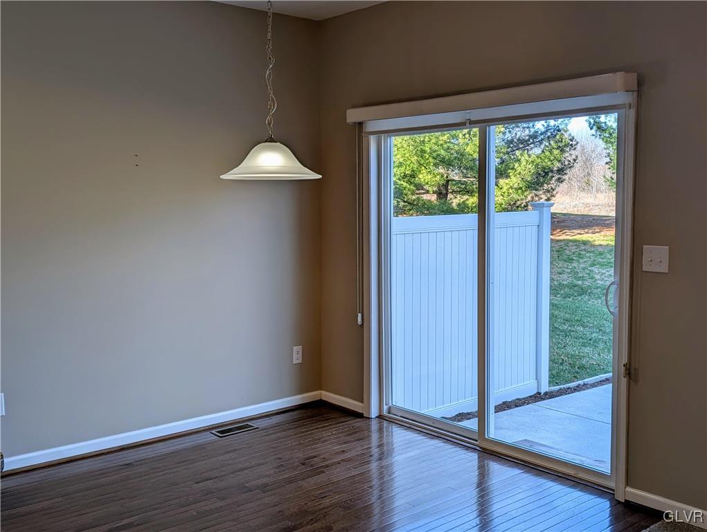 351 Pennycress Road Allentown, PA 18104 - Photo 10 of 35 Breakfast nook
