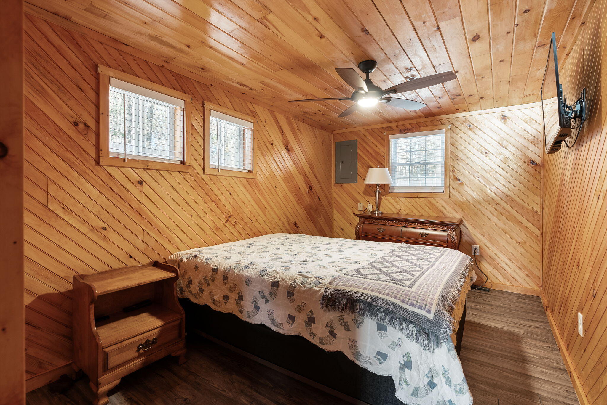 7 Shore Road Raymond, ME 04071 - Photo 18 of 36 Shore Road 18 (Bedroom 1)