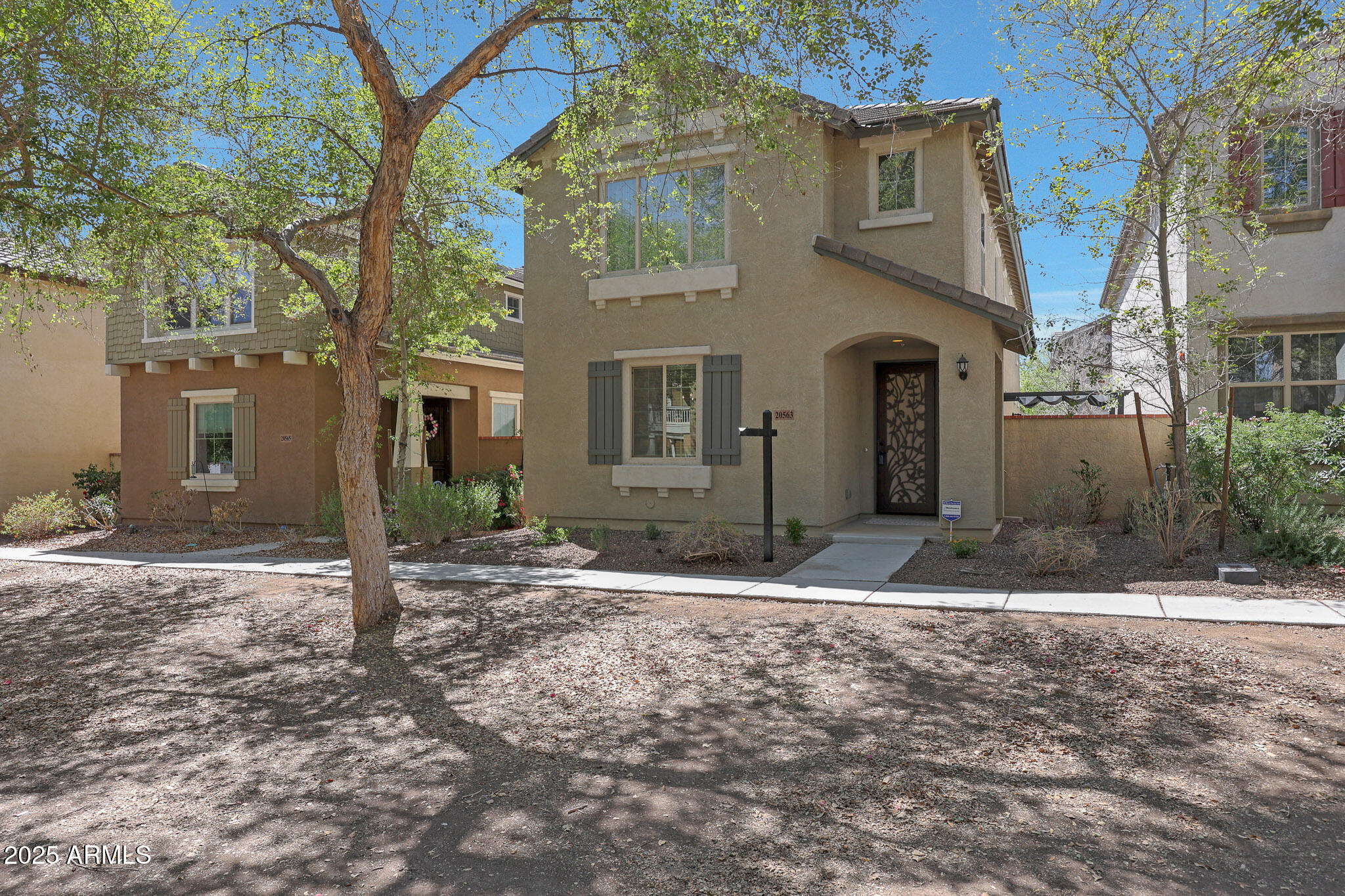 20563 West White Rock Road Buckeye, AZ 85396 - Photo 2 of 44 a backyard of a house