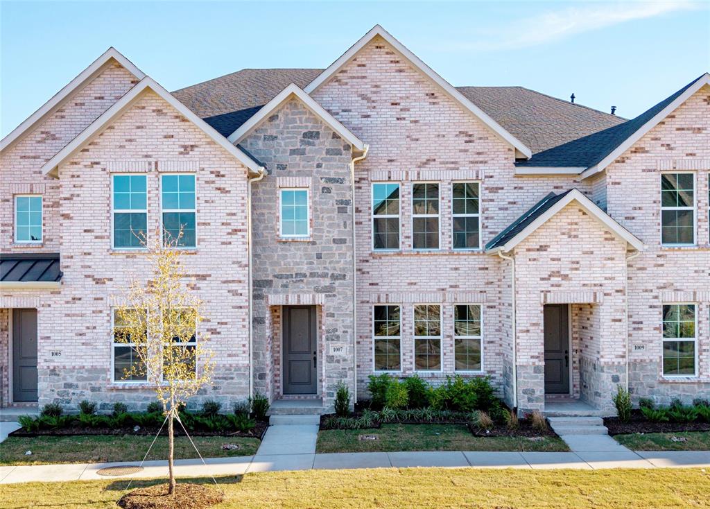 1007 Splitrock Drive Allen, TX 75013 - Photo 1 of 18 Gorgeous lock and leave lifestyle homes now available in the outstanding new community Twin Creeks Watters!