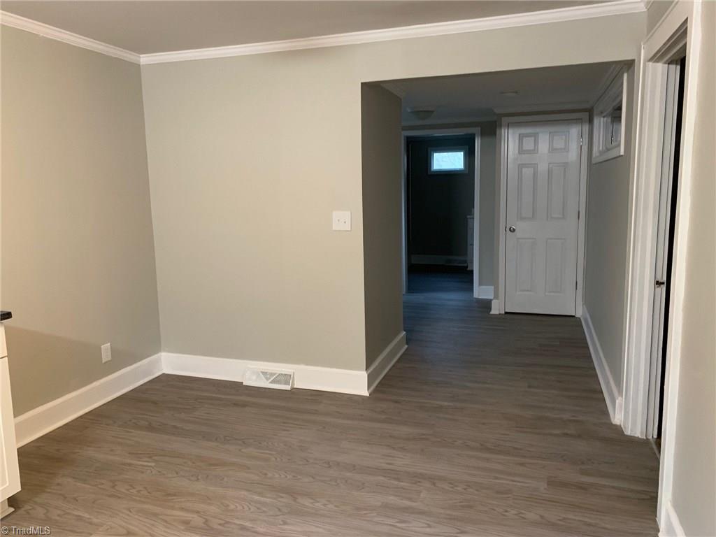601 Oakview Road High Point, NC 27265 - Photo 7 of 16