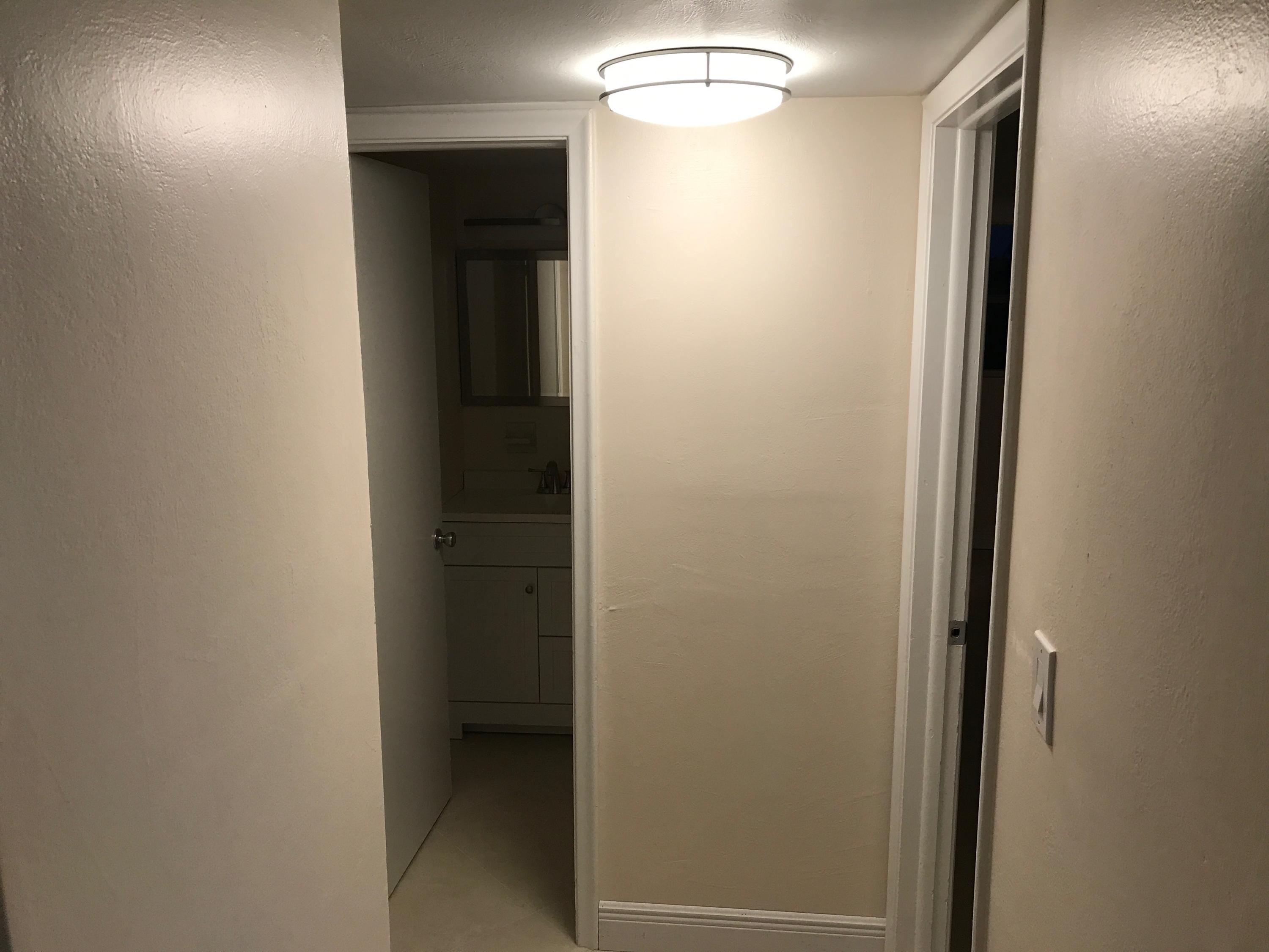 1800 Northwest 4th Avenue, Unit 1A Boca Raton, FL 33432 - Photo 10 of 18 5426D9FB-6E2C-4AD8-BBE2-2316C43AFB3F