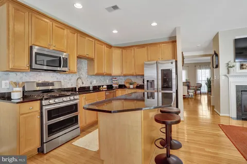 $820,000 | 7768 Grandwind Drive, Lorton, VA 22079