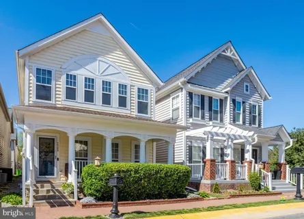 $820,000 | 7768 Grandwind Drive, Lorton, VA 22079