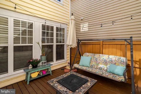 $820,000 | 7768 Grandwind Drive, Lorton, VA 22079