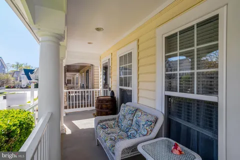 $820,000 | 7768 Grandwind Drive, Lorton, VA 22079