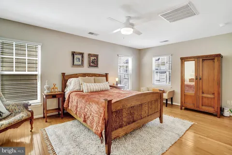 $820,000 | 7768 Grandwind Drive, Lorton, VA 22079