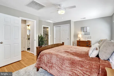 $820,000 | 7768 Grandwind Drive, Lorton, VA 22079