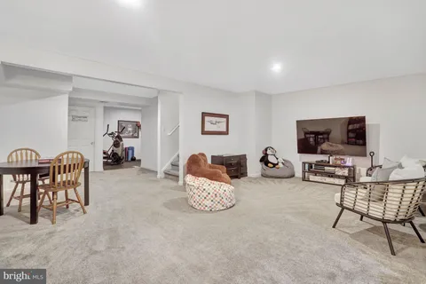 $820,000 | 7768 Grandwind Drive, Lorton, VA 22079