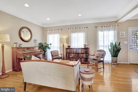 $820,000 | 7768 Grandwind Drive, Lorton, VA 22079
