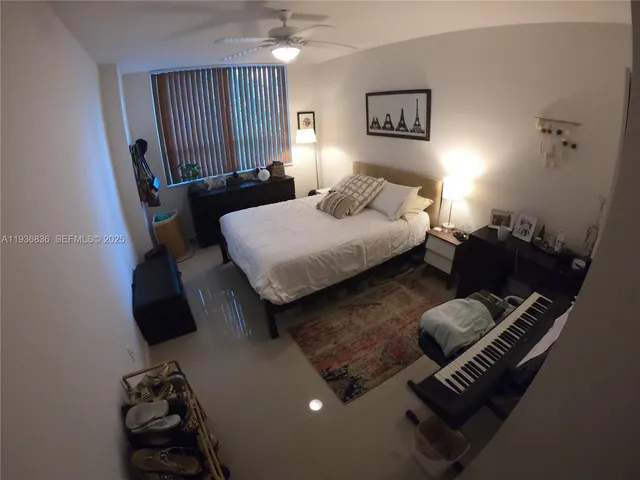 $2,900 | 2000 North Bayshore Drive, Unit 223, Miami, FL 33137