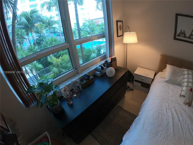 $2,900 | 2000 North Bayshore Drive, Unit 223, Miami, FL 33137