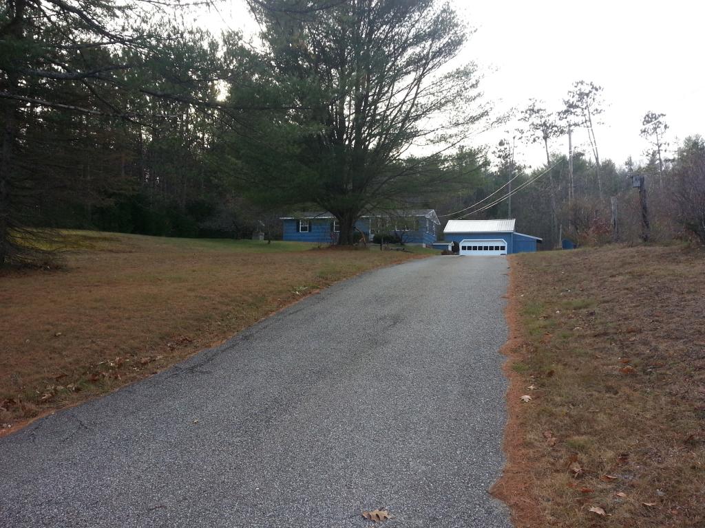 246 Hill Road Franklin, NH 03235 - Photo 1 of 14