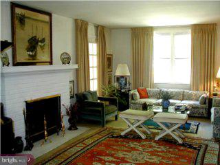 109 Hewett Road Wyncote, PA 19095 - Photo 3 of 6