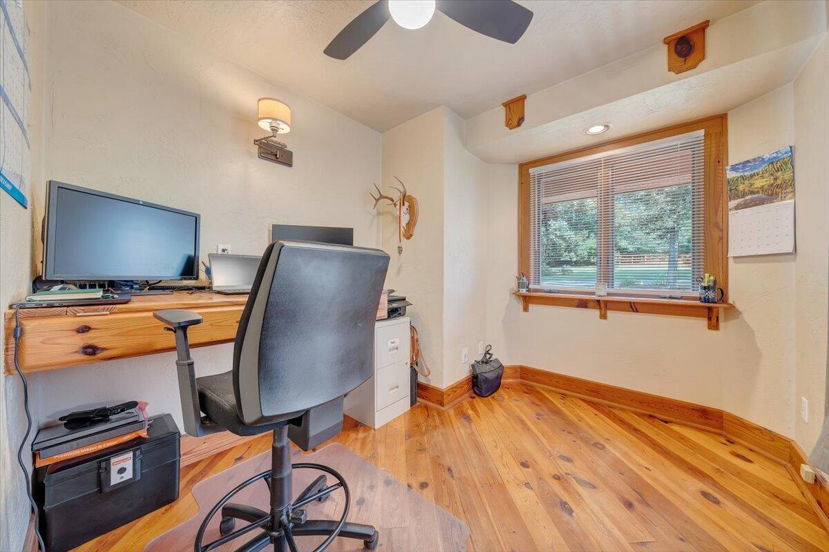 6373 Joppa Mill Road Moneta, VA 24121 - Photo 13 of 51 17-MIB06137