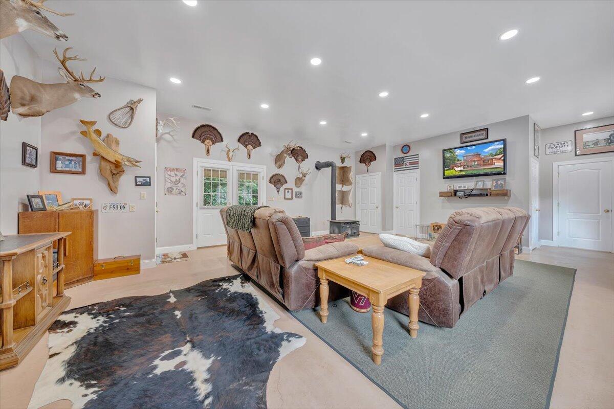 6373 Joppa Mill Road Moneta, VA 24121 - Photo 28 of 51 31-MIB06179