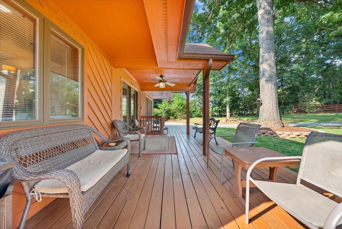 6373 Joppa Mill Road Moneta, VA 24121 - Photo 37 of 51 45-MIB06230