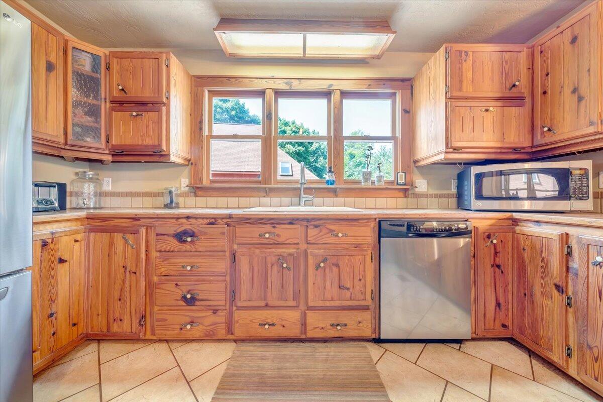 6373 Joppa Mill Road Moneta, VA 24121 - Photo 4 of 51 04-MIB06104