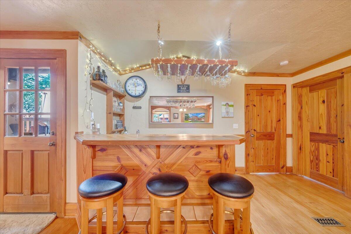 6373 Joppa Mill Road Moneta, VA 24121 - Photo 8 of 51 09-MIB06119