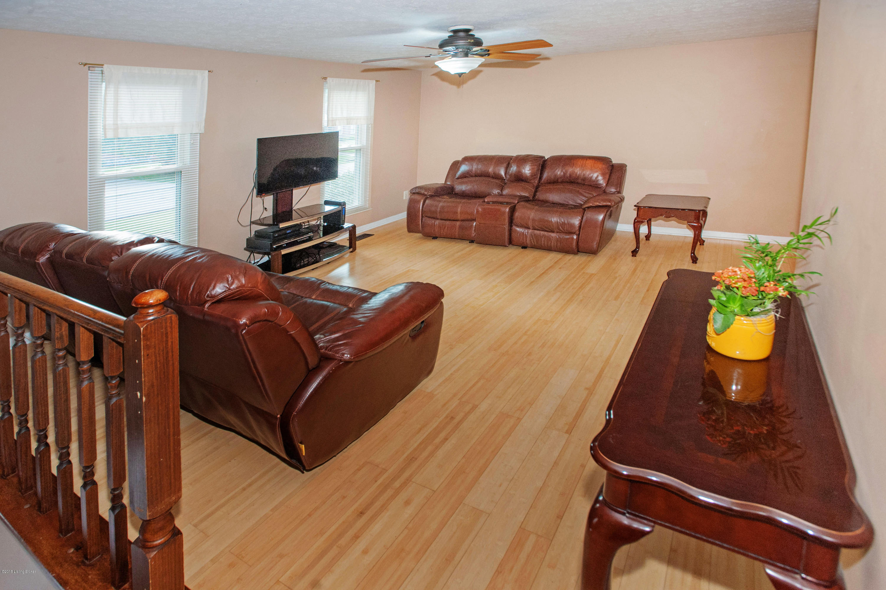 301 Hemingway Road Louisville, KY 40207 - Photo 14 of 40 16 Hall to Living Room