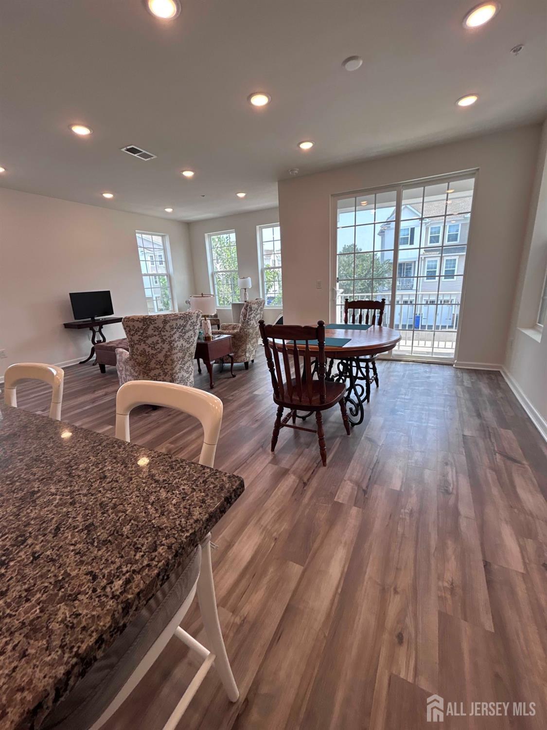 735 Station Road Dunellen, NJ 08812 - Photo 11 of 38 Gallery Image 11