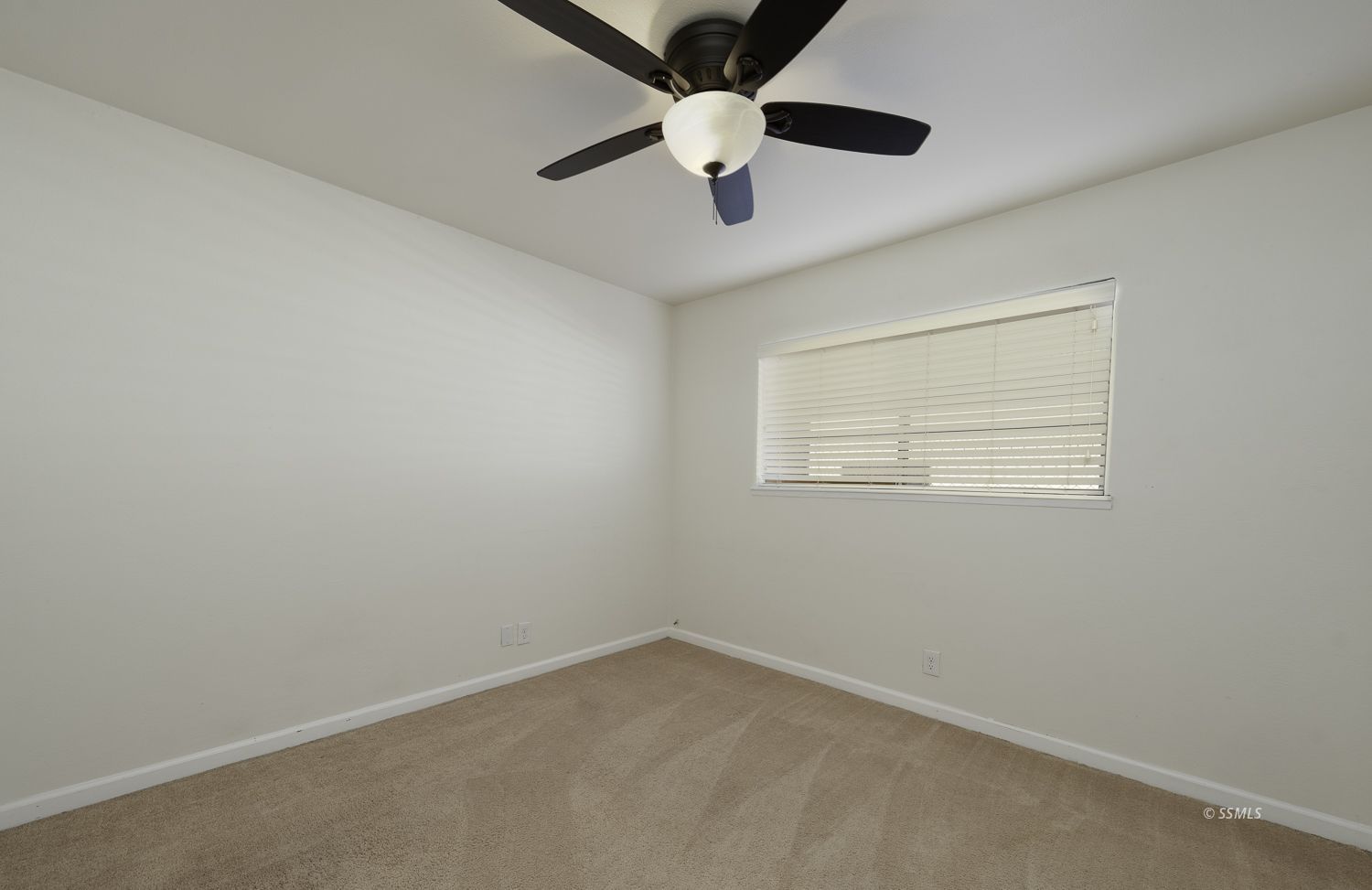 705 West Graaf Avenue Ridgecrest, CA 93555 - Photo 20 of 24